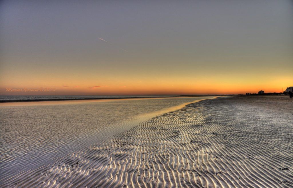 Winter sunset Lignano Sabbiadoro - Italia 16254943135_9497a31331_k https://www.flickr.com/photos/30659973@N07/16254943135/ Image by Marina https://www.flickr.com/photos/30659973@N07/ under CCL via Flickr