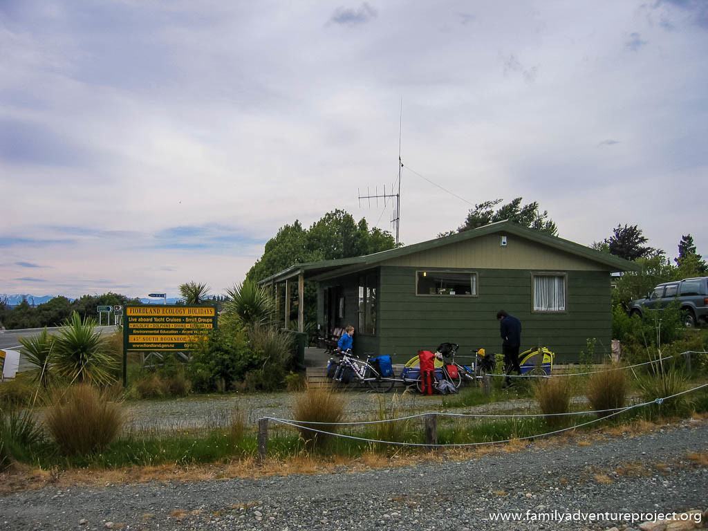 Fjordland Ecology Holidays at Te Anau New Zealand