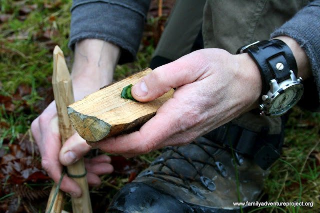 Bow drill methods of firelighting