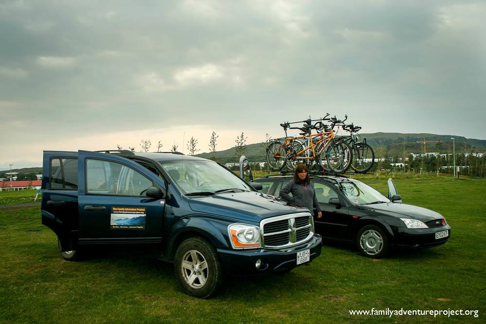 Jeep and Ford Mondeo 