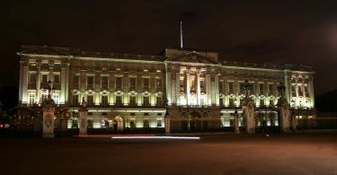 Buckingham Palace at night