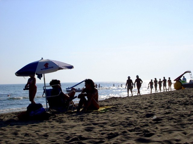 Beach Life Malaga http://www.flickr.com/photos/chaibrother/214075178/ Photo by Raminsky http://www.flickr.com/photos/chaibrother/