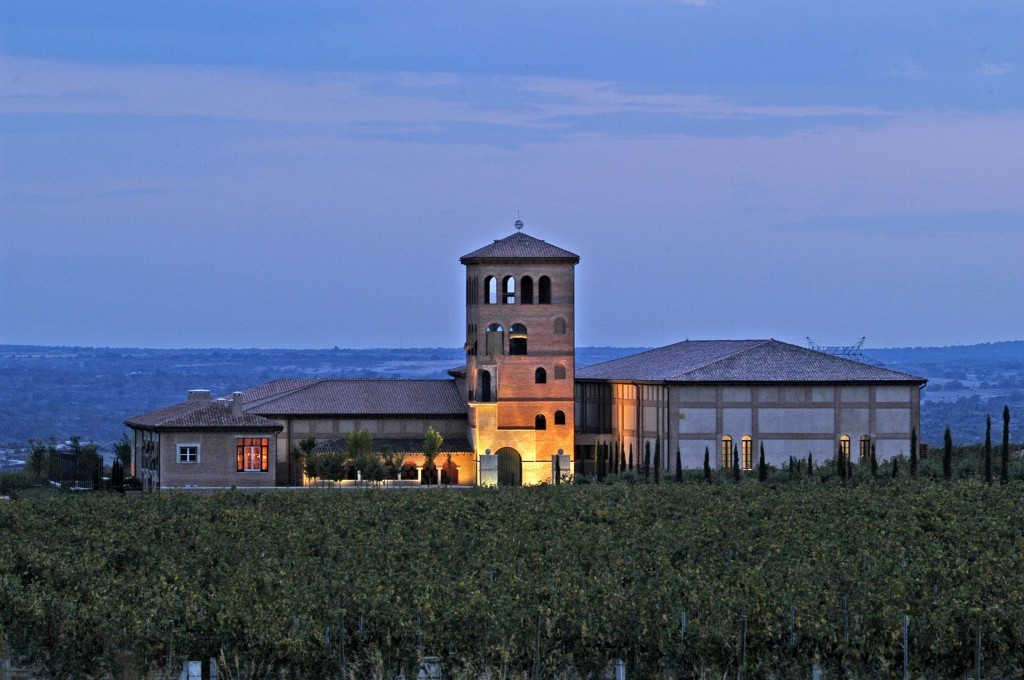 A Anocheciendo Castilla Y Leon Tourist Board A Anocheciendo Castilla Y Leon Tourist Board