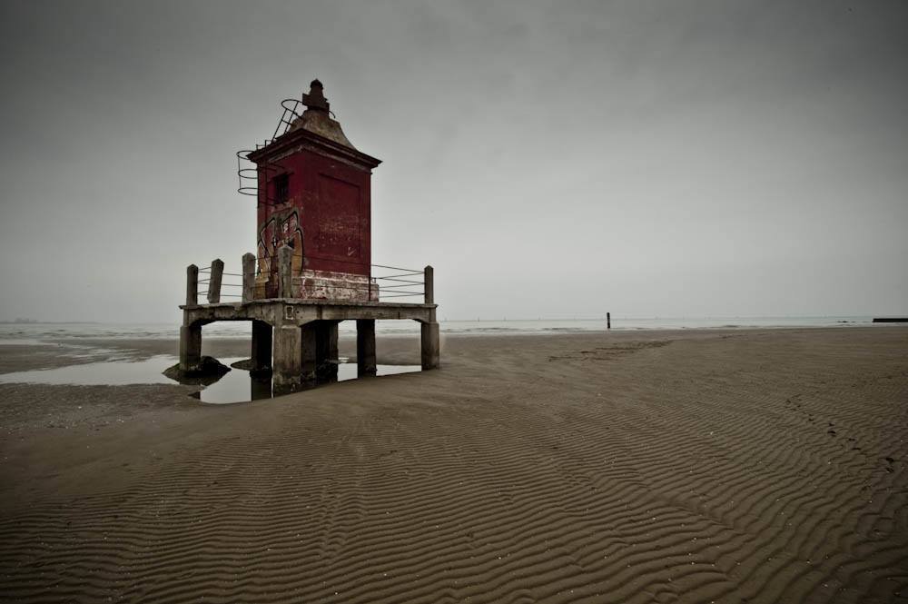 Lignano Sabbiadoro (faro) 4450739045_515f62b37f_o https://www.flickr.com/photos/stemonx/4450739045/ Image by Stefano Montagner https://www.flickr.com/photos/stemonx