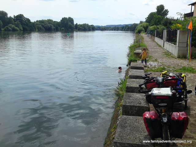 River swimming... a German speciality