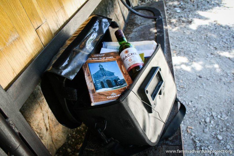 Wine in the bar bag for cyclists