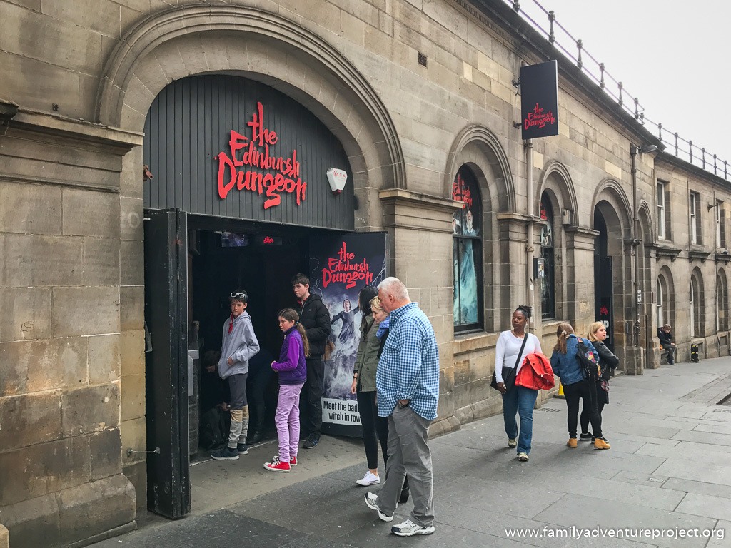 Queuing for the Edinburgh Dungeon