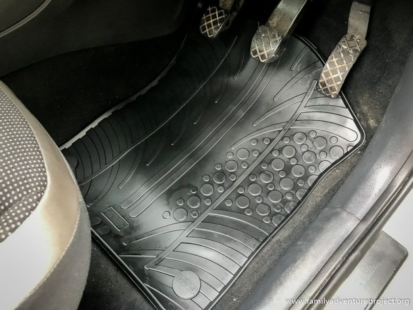 Travall rubber car mats protect your car carpets from mud and dirt