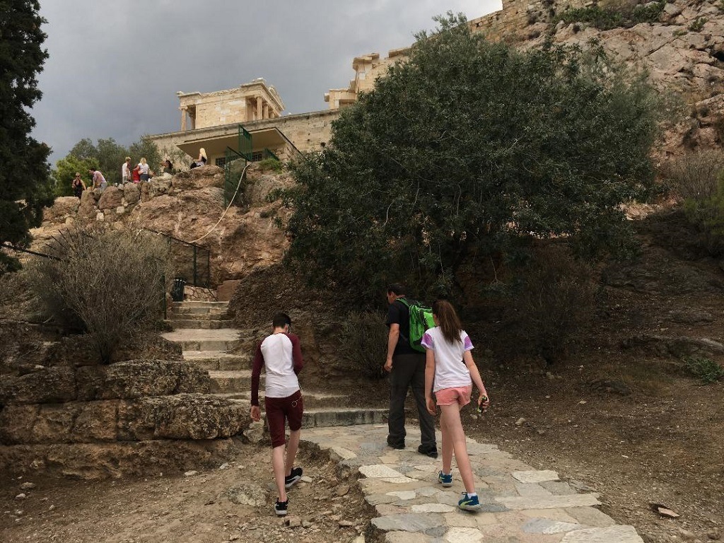 Heading up the hill to the Parthenon